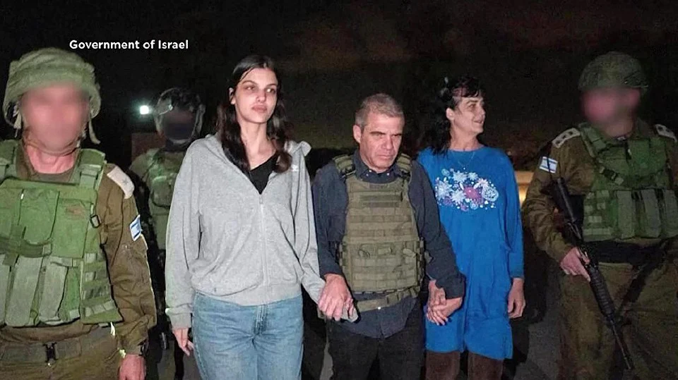 Natalie Shoshana Raanan (kiri) dan Judith Tai Raanan (kanan) telah dibebaskan oleh Hamas dan telah memasuki Israel.